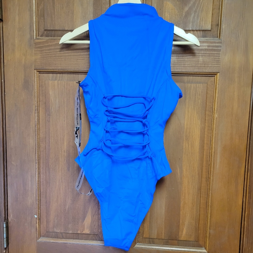 TA3 Hi Cut Sleeveless Surfy - Picture 8 of 11